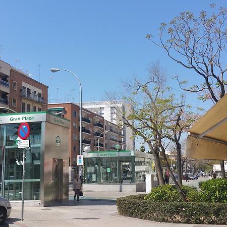 Apartamento Eduardo Dato Sevilla Exteriér fotografie