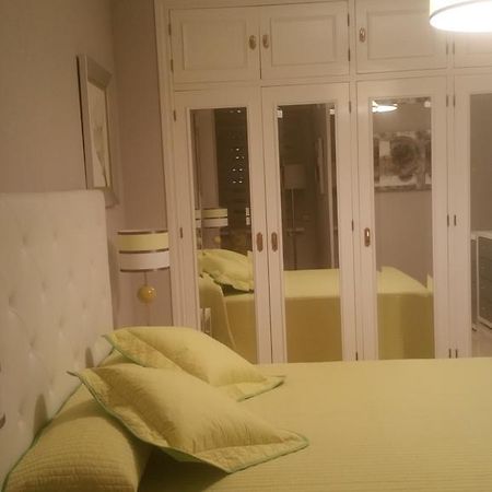Apartamento Eduardo Dato Sevilla Exteriér fotografie