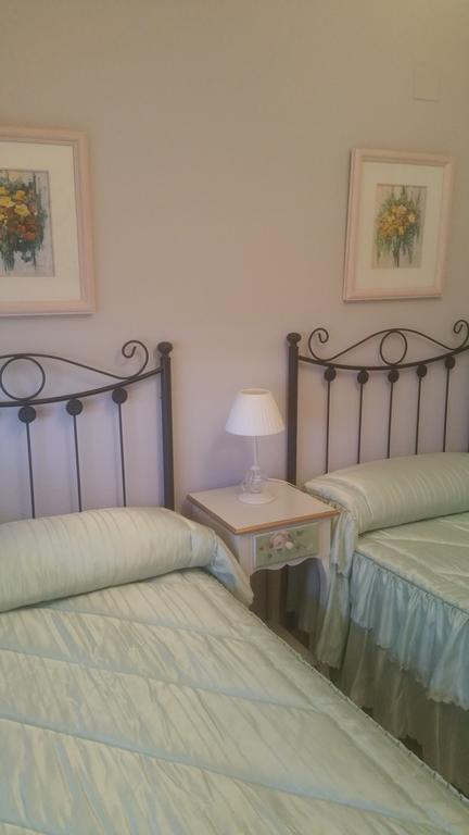 Apartamento Eduardo Dato Sevilla Exteriér fotografie