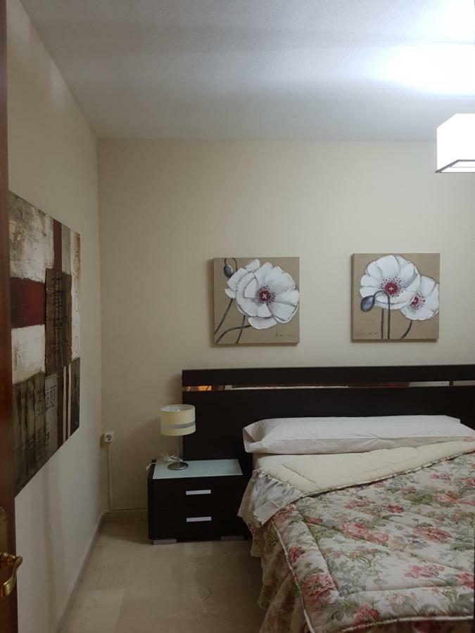 Apartamento Eduardo Dato Sevilla Exteriér fotografie